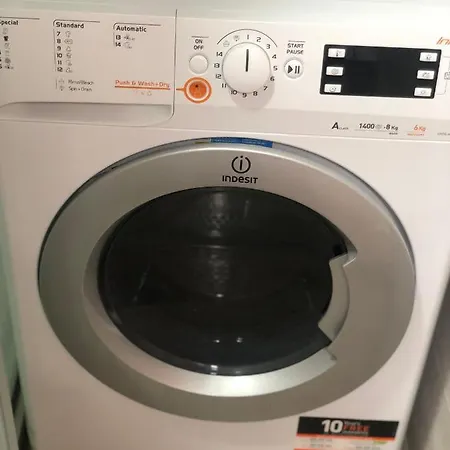 Tantulia Crissol 405 Apto 1 Hab 아로나